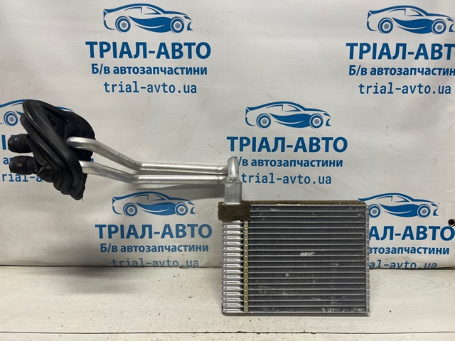 Радіатор пічки (обігрівача) BV6Z18476A FORD