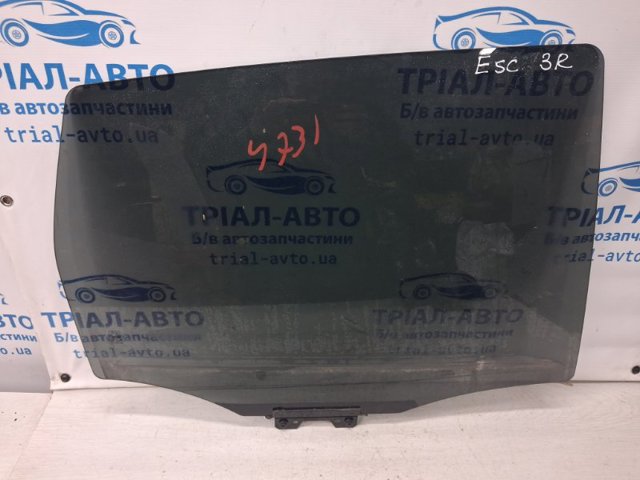 Скло задньої двері правої CJ5Z7825712B FORD