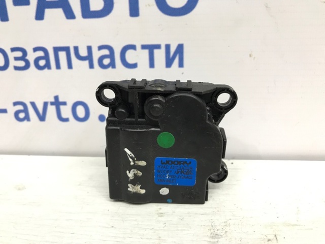 Привід системи автоматичного управління обігрівачем D332JY9AA02 HYUNDAI