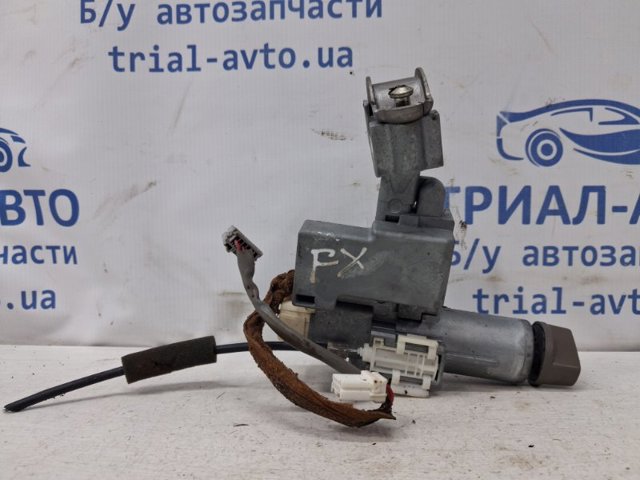 Замок запалювання D8700CG025 NISSAN