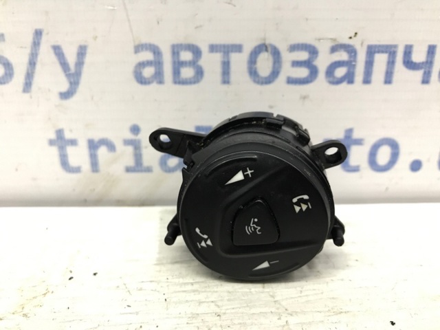 Блок кнопкових перемикачів рульового колеса DM5T14K147DA FORD