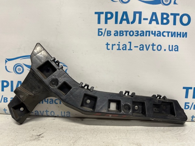 Кронштейн бампера заднього, правий DS7Z17787A FORD