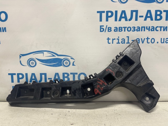 Кронштейн бампера заднього, зовнішній лівий DS7Z17788A FORD