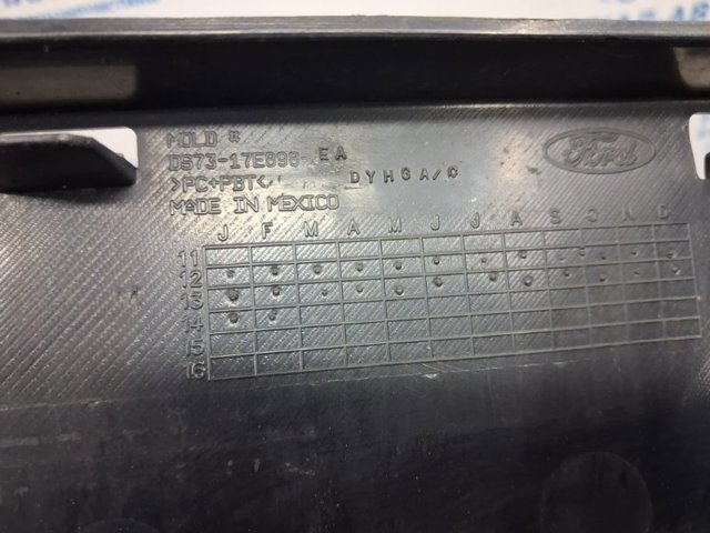 Наповнювач бампера переднього DS7Z17C882A FORD