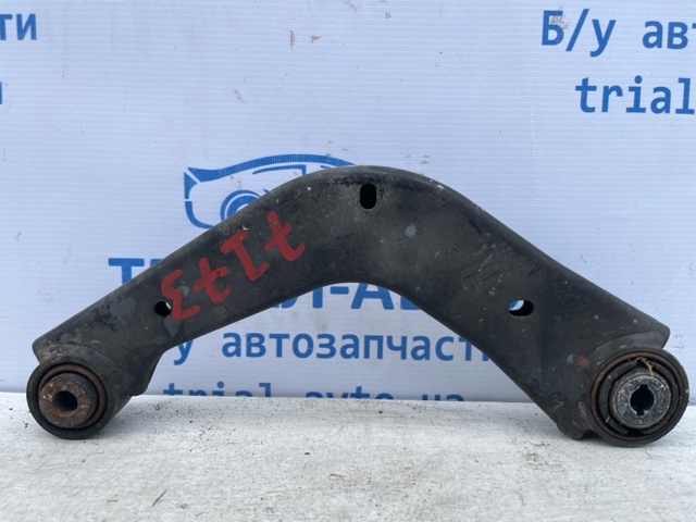 Верхній важіль задньої підвіски правий E1GZ5500A FORD