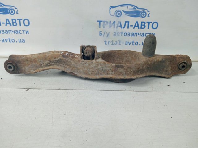 Балансир задній нижній, правий EG2128300 MAZDA