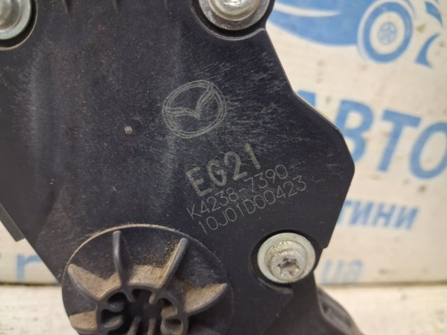 Педаль газу (акселератора) EG2141600A MAZDA