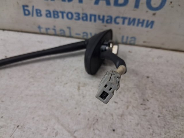 Антена автомобильна EG2366A30 MAZDA