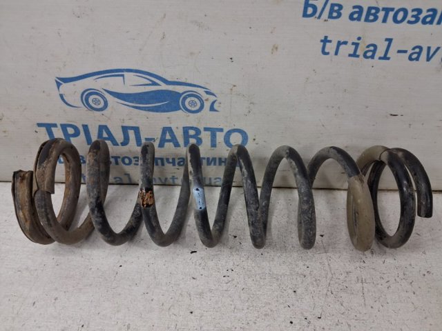Пружини задні EG2528011F MAZDA