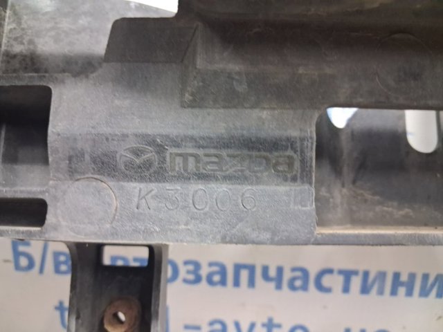 Окуляр для фари EH1053110A MAZDA