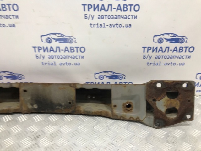 Швелер бампера EH1450260A MAZDA