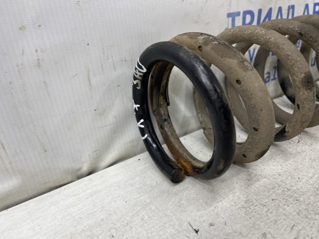 Пружина підвіски задня EH6428011B MAZDA