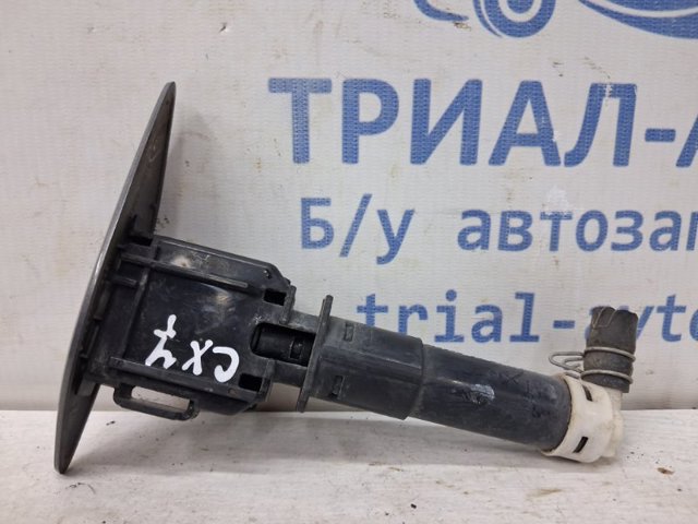 Форсунка омивача фари передньої, правої EH665182XA MAZDA