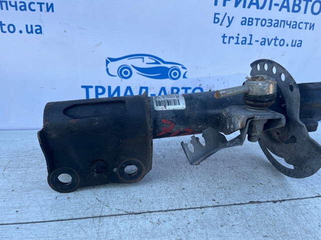 Стійка передня права F2GZ18124Z FORD