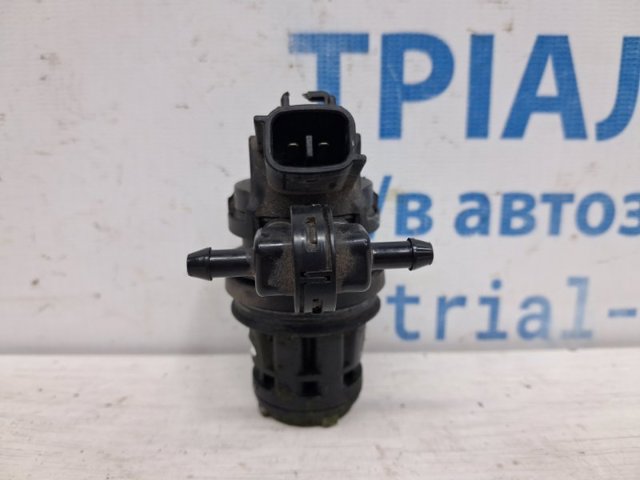Помпа омивача G22C67482 MAZDA