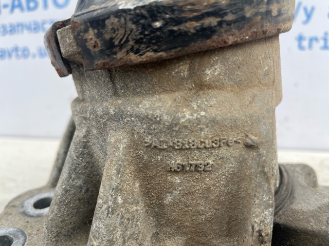 Права подушка мотора GB5Z6038A FORD