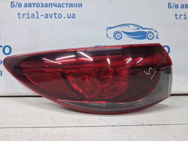 Ліхтар задній лівий, зовнішній GHK151160 MAZDA