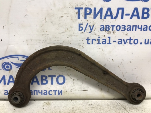 Важіль задньої підвіски поперечний GHP928C10 MAZDA