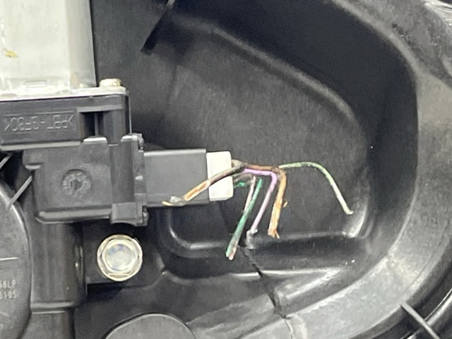 Механізм стеклопідйомника водійських дверей GHP959590A MAZDA