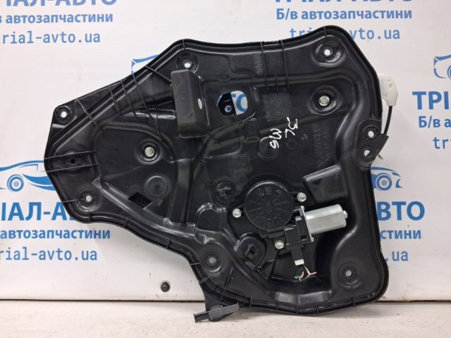 Склопідйомник задніх лівих дверей GHP973590B MAZDA