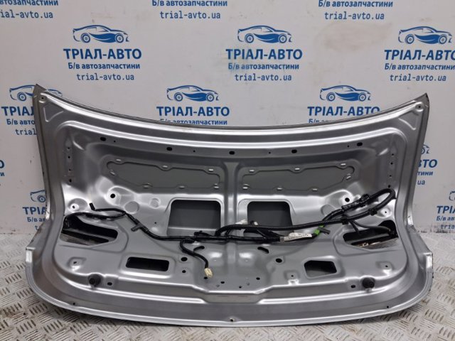 Кришка багажника кузова GHY05261X MAZDA