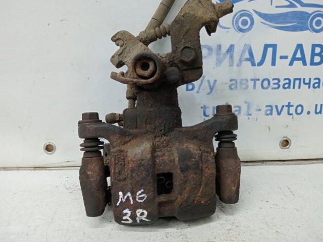 Супорт гальмівний задній правий GJZA2698ZC MAZDA