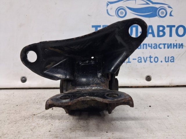 Подушка (опора) двигуна, ліва GS1D39070B MAZDA