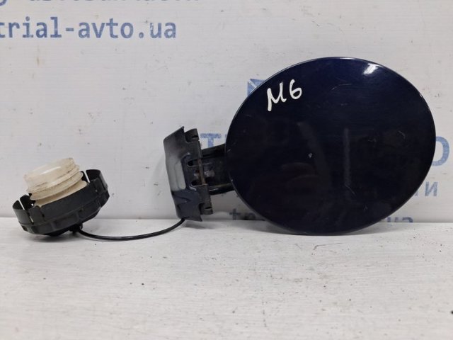 Дверцята бензобака GS1D42410B MAZDA