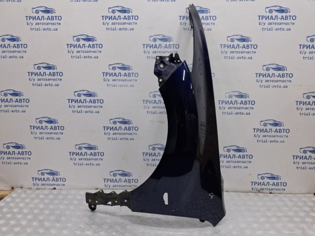 Переднє ліве крило GS1D52210C MAZDA
