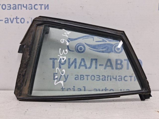 Задня кватирка ліва GS1D73661 MAZDA