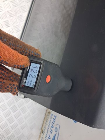Пасажирські передні двері H01009U0M0 NISSAN
