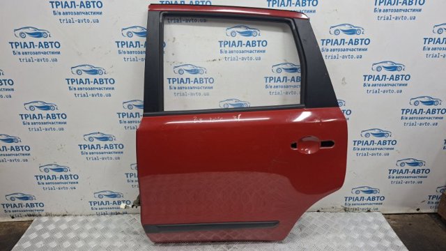 Двері пасажирськи задні ліві Nissan Note