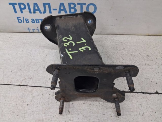 Кронштейн підсилювача заднього бампера H52114CCMA NISSAN