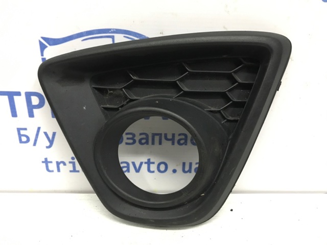 Решітка бампера, ліва KD5350C21 MAZDA