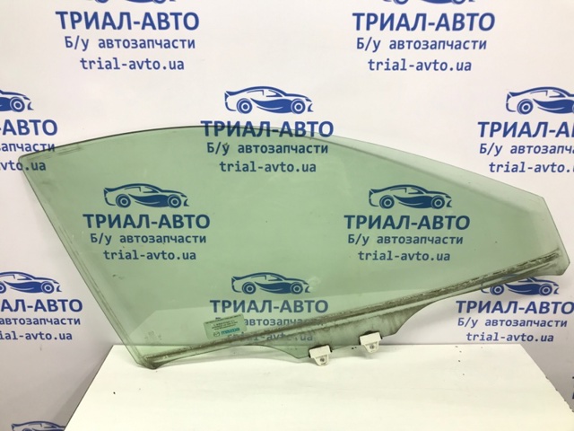 Скло пасажирських дверей KD5358510 MAZDA