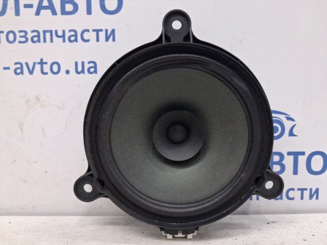 Динамік задній KE7066960 MAZDA