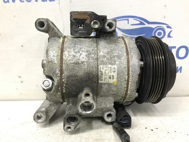 Компресор холодоагенту KF0161450 MAZDA
