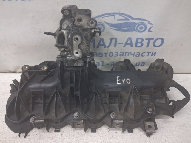 Колектор впускний LR019987 LAND ROVER