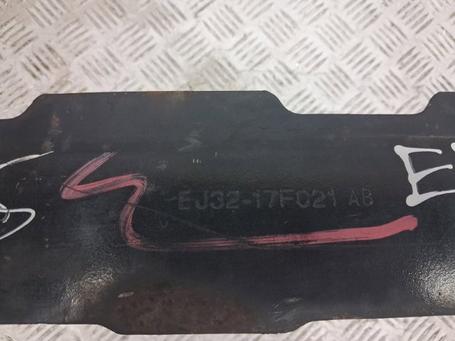 Підсилювач бампера переднього LR055992 LAND ROVER