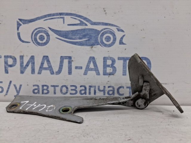 Шарнір капота лівий MB866525 MITSUBISHI
