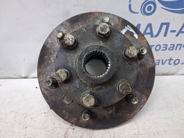 Маточина колеса передня MB891088 MITSUBISHI