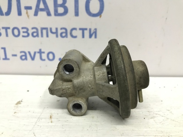 Клапан EGRсістеми рециркуляції відпрацьованих газів MD199283 MITSUBISHI