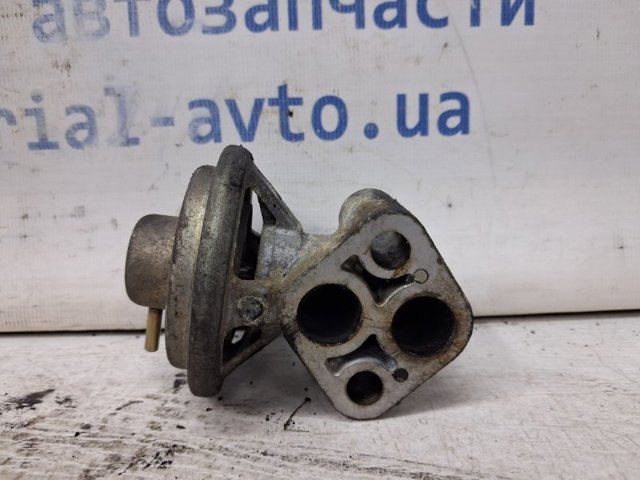 Клапан EGR рециркуляції газів MD199283 MITSUBISHI