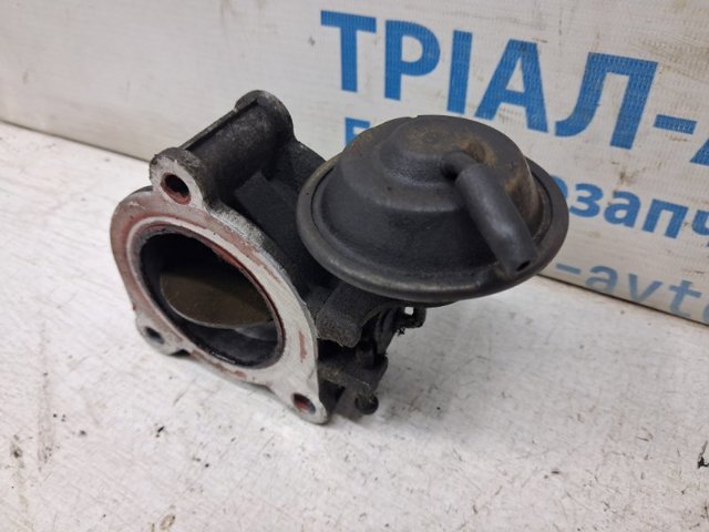 Дросільна заслінка в зборі MD333236 MITSUBISHI