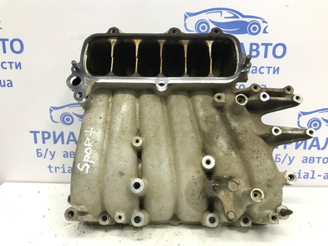 Колектор впускний MD349931 MITSUBISHI