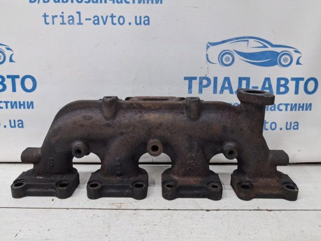 Колектор випускний ME203762 MITSUBISHI