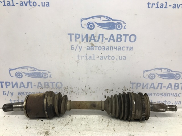 Привід лівий MN107605 MITSUBISHI