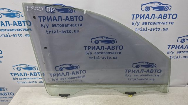 Скло пасажирських дверей MN117598 MITSUBISHI