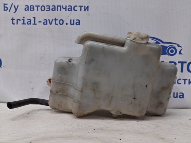 Розширювальний бачок охолодження MN135072 MITSUBISHI