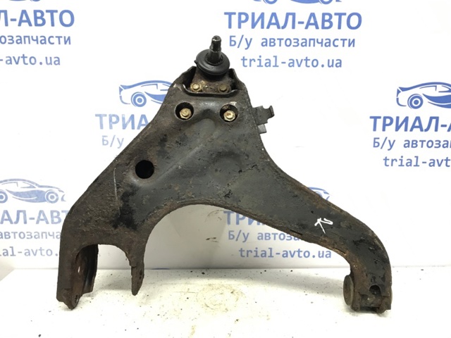 Правий важіль передній нижній підвіски MN150412 MITSUBISHI